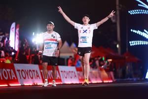 BIB: 42806, 41291
                            <button type="button" onclick="openModal(20173125)" class="btn btn-primary btn-sm float-right btn-popup" data-toggle="modal" data-target=".modal-high-quality">
                        <i class="fas fa-shopping-cart"></i> Add to Cart
                    </button>
                                            <button type="button" onclick="isThisMe(20173125, true)" class="btn btn-success btn-sm float-right btn-popup btn-isme hidden" data-toggle="tooltip" data-placement="bottom" title="นี่คือรูปของคุณใช่ไหม คลิกที่นี่เพื่อเอาเข้าอัลบั้ม">
                        <i class="fas fa-plus"></i> Add to album
                    </button>
                    <button type="button" onclick="isThisMe(20173125, false)" class="btn btn-warning btn-sm float-right btn-popup btn-isnotme hidden">
                        <i class="fas fa-ban"></i> Remove from album
                    </button>