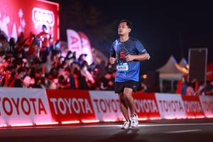 BIB: 42939
                            <button type="button" onclick="openModal(20159130)" class="btn btn-primary btn-sm float-right btn-popup" data-toggle="modal" data-target=".modal-high-quality">
                        <i class="fas fa-shopping-cart"></i> Add to Cart
                    </button>
                                            <button type="button" onclick="isThisMe(20159130, true)" class="btn btn-success btn-sm float-right btn-popup btn-isme hidden" data-toggle="tooltip" data-placement="bottom" title="นี่คือรูปของคุณใช่ไหม คลิกที่นี่เพื่อเอาเข้าอัลบั้ม">
                        <i class="fas fa-plus"></i> Add to album
                    </button>
                    <button type="button" onclick="isThisMe(20159130, false)" class="btn btn-warning btn-sm float-right btn-popup btn-isnotme hidden">
                        <i class="fas fa-ban"></i> Remove from album
                    </button>