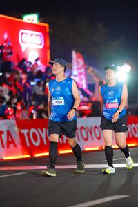 BIB: 44035, 45888
                            <button type="button" onclick="openModal(21641913)" class="btn btn-primary btn-sm float-right btn-popup" data-toggle="modal" data-target=".modal-high-quality">
                        <i class="fas fa-shopping-cart"></i> Add to Cart
                    </button>
                                            <button type="button" onclick="isThisMe(21641913, true)" class="btn btn-success btn-sm float-right btn-popup btn-isme hidden" data-toggle="tooltip" data-placement="bottom" title="นี่คือรูปของคุณใช่ไหม คลิกที่นี่เพื่อเอาเข้าอัลบั้ม">
                        <i class="fas fa-plus"></i> Add to album
                    </button>
                    <button type="button" onclick="isThisMe(21641913, false)" class="btn btn-warning btn-sm float-right btn-popup btn-isnotme hidden">
                        <i class="fas fa-ban"></i> Remove from album
                    </button>