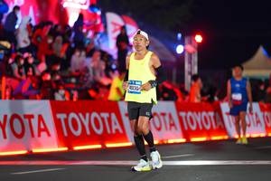 BIB: 40130
                            <button type="button" onclick="openModal(21643990)" class="btn btn-primary btn-sm float-right btn-popup" data-toggle="modal" data-target=".modal-high-quality">
                        <i class="fas fa-shopping-cart"></i> Add to Cart
                    </button>
                                            <button type="button" onclick="isThisMe(21643990, true)" class="btn btn-success btn-sm float-right btn-popup btn-isme hidden" data-toggle="tooltip" data-placement="bottom" title="นี่คือรูปของคุณใช่ไหม คลิกที่นี่เพื่อเอาเข้าอัลบั้ม">
                        <i class="fas fa-plus"></i> Add to album
                    </button>
                    <button type="button" onclick="isThisMe(21643990, false)" class="btn btn-warning btn-sm float-right btn-popup btn-isnotme hidden">
                        <i class="fas fa-ban"></i> Remove from album
                    </button>