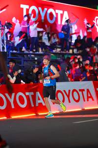 BIB: 43098
                            <button type="button" onclick="openModal(21643177)" class="btn btn-primary btn-sm float-right btn-popup" data-toggle="modal" data-target=".modal-high-quality">
                        <i class="fas fa-shopping-cart"></i> Add to Cart
                    </button>
                                            <button type="button" onclick="isThisMe(21643177, true)" class="btn btn-success btn-sm float-right btn-popup btn-isme hidden" data-toggle="tooltip" data-placement="bottom" title="นี่คือรูปของคุณใช่ไหม คลิกที่นี่เพื่อเอาเข้าอัลบั้ม">
                        <i class="fas fa-plus"></i> Add to album
                    </button>
                    <button type="button" onclick="isThisMe(21643177, false)" class="btn btn-warning btn-sm float-right btn-popup btn-isnotme hidden">
                        <i class="fas fa-ban"></i> Remove from album
                    </button>