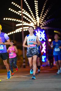 BIB: 308, 86415, 000
                            <button type="button" onclick="openModal(20110770)" class="btn btn-primary btn-sm float-right btn-popup" data-toggle="modal" data-target=".modal-high-quality">
                        <i class="fas fa-shopping-cart"></i> Add to Cart
                    </button>
                                            <button type="button" onclick="isThisMe(20110770, true)" class="btn btn-success btn-sm float-right btn-popup btn-isme hidden" data-toggle="tooltip" data-placement="bottom" title="นี่คือรูปของคุณใช่ไหม คลิกที่นี่เพื่อเอาเข้าอัลบั้ม">
                        <i class="fas fa-plus"></i> Add to album
                    </button>
                    <button type="button" onclick="isThisMe(20110770, false)" class="btn btn-warning btn-sm float-right btn-popup btn-isnotme hidden">
                        <i class="fas fa-ban"></i> Remove from album
                    </button>