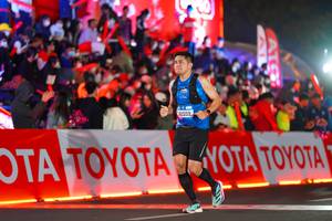 BIB: 42559
                            <button type="button" onclick="openModal(21637096)" class="btn btn-primary btn-sm float-right btn-popup" data-toggle="modal" data-target=".modal-high-quality">
                        <i class="fas fa-shopping-cart"></i> Add to Cart
                    </button>
                                            <button type="button" onclick="isThisMe(21637096, true)" class="btn btn-success btn-sm float-right btn-popup btn-isme hidden" data-toggle="tooltip" data-placement="bottom" title="นี่คือรูปของคุณใช่ไหม คลิกที่นี่เพื่อเอาเข้าอัลบั้ม">
                        <i class="fas fa-plus"></i> Add to album
                    </button>
                    <button type="button" onclick="isThisMe(21637096, false)" class="btn btn-warning btn-sm float-right btn-popup btn-isnotme hidden">
                        <i class="fas fa-ban"></i> Remove from album
                    </button>