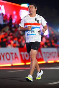 BIB: 42909
                            <button type="button" onclick="openModal(21639759)" class="btn btn-primary btn-sm float-right btn-popup" data-toggle="modal" data-target=".modal-high-quality">
                        <i class="fas fa-shopping-cart"></i> Add to Cart
                    </button>
                                            <button type="button" onclick="isThisMe(21639759, true)" class="btn btn-success btn-sm float-right btn-popup btn-isme hidden" data-toggle="tooltip" data-placement="bottom" title="นี่คือรูปของคุณใช่ไหม คลิกที่นี่เพื่อเอาเข้าอัลบั้ม">
                        <i class="fas fa-plus"></i> Add to album
                    </button>
                    <button type="button" onclick="isThisMe(21639759, false)" class="btn btn-warning btn-sm float-right btn-popup btn-isnotme hidden">
                        <i class="fas fa-ban"></i> Remove from album
                    </button>