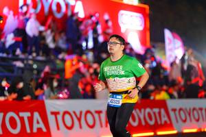 BIB: 43329
                            <button type="button" onclick="openModal(21642437)" class="btn btn-primary btn-sm float-right btn-popup" data-toggle="modal" data-target=".modal-high-quality">
                        <i class="fas fa-shopping-cart"></i> Add to Cart
                    </button>
                                            <button type="button" onclick="isThisMe(21642437, true)" class="btn btn-success btn-sm float-right btn-popup btn-isme hidden" data-toggle="tooltip" data-placement="bottom" title="นี่คือรูปของคุณใช่ไหม คลิกที่นี่เพื่อเอาเข้าอัลบั้ม">
                        <i class="fas fa-plus"></i> Add to album
                    </button>
                    <button type="button" onclick="isThisMe(21642437, false)" class="btn btn-warning btn-sm float-right btn-popup btn-isnotme hidden">
                        <i class="fas fa-ban"></i> Remove from album
                    </button>