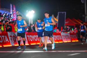 BIB: 43813, 41943
                            <button type="button" onclick="openModal(21637001)" class="btn btn-primary btn-sm float-right btn-popup" data-toggle="modal" data-target=".modal-high-quality">
                        <i class="fas fa-shopping-cart"></i> Add to Cart
                    </button>
                                            <button type="button" onclick="isThisMe(21637001, true)" class="btn btn-success btn-sm float-right btn-popup btn-isme hidden" data-toggle="tooltip" data-placement="bottom" title="นี่คือรูปของคุณใช่ไหม คลิกที่นี่เพื่อเอาเข้าอัลบั้ม">
                        <i class="fas fa-plus"></i> Add to album
                    </button>
                    <button type="button" onclick="isThisMe(21637001, false)" class="btn btn-warning btn-sm float-right btn-popup btn-isnotme hidden">
                        <i class="fas fa-ban"></i> Remove from album
                    </button>