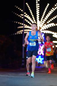 BIB: 41135
                            <button type="button" onclick="openModal(19885747)" class="btn btn-primary btn-sm float-right btn-popup" data-toggle="modal" data-target=".modal-high-quality">
                        <i class="fas fa-shopping-cart"></i> Add to Cart
                    </button>
                                            <button type="button" onclick="isThisMe(19885747, true)" class="btn btn-success btn-sm float-right btn-popup btn-isme hidden" data-toggle="tooltip" data-placement="bottom" title="นี่คือรูปของคุณใช่ไหม คลิกที่นี่เพื่อเอาเข้าอัลบั้ม">
                        <i class="fas fa-plus"></i> Add to album
                    </button>
                    <button type="button" onclick="isThisMe(19885747, false)" class="btn btn-warning btn-sm float-right btn-popup btn-isnotme hidden">
                        <i class="fas fa-ban"></i> Remove from album
                    </button>