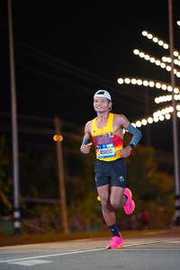 BIB: 40800
                            <button type="button" onclick="openModal(19878873)" class="btn btn-primary btn-sm float-right btn-popup" data-toggle="modal" data-target=".modal-high-quality">
                        <i class="fas fa-shopping-cart"></i> Add to Cart
                    </button>
                                            <button type="button" onclick="isThisMe(19878873, true)" class="btn btn-success btn-sm float-right btn-popup btn-isme hidden" data-toggle="tooltip" data-placement="bottom" title="นี่คือรูปของคุณใช่ไหม คลิกที่นี่เพื่อเอาเข้าอัลบั้ม">
                        <i class="fas fa-plus"></i> Add to album
                    </button>
                    <button type="button" onclick="isThisMe(19878873, false)" class="btn btn-warning btn-sm float-right btn-popup btn-isnotme hidden">
                        <i class="fas fa-ban"></i> Remove from album
                    </button>