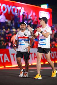 BIB: 41291, 42806
                            <button type="button" onclick="openModal(21641508)" class="btn btn-primary btn-sm float-right btn-popup" data-toggle="modal" data-target=".modal-high-quality">
                        <i class="fas fa-shopping-cart"></i> Add to Cart
                    </button>
                                            <button type="button" onclick="isThisMe(21641508, true)" class="btn btn-success btn-sm float-right btn-popup btn-isme hidden" data-toggle="tooltip" data-placement="bottom" title="นี่คือรูปของคุณใช่ไหม คลิกที่นี่เพื่อเอาเข้าอัลบั้ม">
                        <i class="fas fa-plus"></i> Add to album
                    </button>
                    <button type="button" onclick="isThisMe(21641508, false)" class="btn btn-warning btn-sm float-right btn-popup btn-isnotme hidden">
                        <i class="fas fa-ban"></i> Remove from album
                    </button>