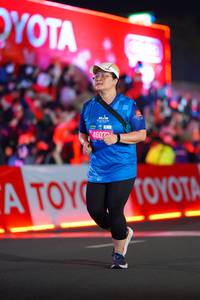 BIB: 4607
                            <button type="button" onclick="openModal(21638388)" class="btn btn-primary btn-sm float-right btn-popup" data-toggle="modal" data-target=".modal-high-quality">
                        <i class="fas fa-shopping-cart"></i> Add to Cart
                    </button>
                                            <button type="button" onclick="isThisMe(21638388, true)" class="btn btn-success btn-sm float-right btn-popup btn-isme hidden" data-toggle="tooltip" data-placement="bottom" title="นี่คือรูปของคุณใช่ไหม คลิกที่นี่เพื่อเอาเข้าอัลบั้ม">
                        <i class="fas fa-plus"></i> Add to album
                    </button>
                    <button type="button" onclick="isThisMe(21638388, false)" class="btn btn-warning btn-sm float-right btn-popup btn-isnotme hidden">
                        <i class="fas fa-ban"></i> Remove from album
                    </button>