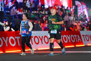 BIB: 43982, 46072
                            <button type="button" onclick="openModal(21643870)" class="btn btn-primary btn-sm float-right btn-popup" data-toggle="modal" data-target=".modal-high-quality">
                        <i class="fas fa-shopping-cart"></i> Add to Cart
                    </button>
                                            <button type="button" onclick="isThisMe(21643870, true)" class="btn btn-success btn-sm float-right btn-popup btn-isme hidden" data-toggle="tooltip" data-placement="bottom" title="นี่คือรูปของคุณใช่ไหม คลิกที่นี่เพื่อเอาเข้าอัลบั้ม">
                        <i class="fas fa-plus"></i> Add to album
                    </button>
                    <button type="button" onclick="isThisMe(21643870, false)" class="btn btn-warning btn-sm float-right btn-popup btn-isnotme hidden">
                        <i class="fas fa-ban"></i> Remove from album
                    </button>