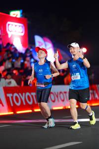 BIB: 42597
                            <button type="button" onclick="openModal(21642287)" class="btn btn-primary btn-sm float-right btn-popup" data-toggle="modal" data-target=".modal-high-quality">
                        <i class="fas fa-shopping-cart"></i> Add to Cart
                    </button>
                                            <button type="button" onclick="isThisMe(21642287, true)" class="btn btn-success btn-sm float-right btn-popup btn-isme hidden" data-toggle="tooltip" data-placement="bottom" title="นี่คือรูปของคุณใช่ไหม คลิกที่นี่เพื่อเอาเข้าอัลบั้ม">
                        <i class="fas fa-plus"></i> Add to album
                    </button>
                    <button type="button" onclick="isThisMe(21642287, false)" class="btn btn-warning btn-sm float-right btn-popup btn-isnotme hidden">
                        <i class="fas fa-ban"></i> Remove from album
                    </button>