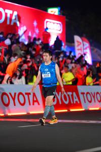 BIB: 42129
                            <button type="button" onclick="openModal(21637774)" class="btn btn-primary btn-sm float-right btn-popup" data-toggle="modal" data-target=".modal-high-quality">
                        <i class="fas fa-shopping-cart"></i> Add to Cart
                    </button>
                                            <button type="button" onclick="isThisMe(21637774, true)" class="btn btn-success btn-sm float-right btn-popup btn-isme hidden" data-toggle="tooltip" data-placement="bottom" title="นี่คือรูปของคุณใช่ไหม คลิกที่นี่เพื่อเอาเข้าอัลบั้ม">
                        <i class="fas fa-plus"></i> Add to album
                    </button>
                    <button type="button" onclick="isThisMe(21637774, false)" class="btn btn-warning btn-sm float-right btn-popup btn-isnotme hidden">
                        <i class="fas fa-ban"></i> Remove from album
                    </button>