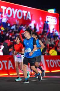 BIB: 43292, 5963
                            <button type="button" onclick="openModal(21637722)" class="btn btn-primary btn-sm float-right btn-popup" data-toggle="modal" data-target=".modal-high-quality">
                        <i class="fas fa-shopping-cart"></i> Add to Cart
                    </button>
                                            <button type="button" onclick="isThisMe(21637722, true)" class="btn btn-success btn-sm float-right btn-popup btn-isme hidden" data-toggle="tooltip" data-placement="bottom" title="นี่คือรูปของคุณใช่ไหม คลิกที่นี่เพื่อเอาเข้าอัลบั้ม">
                        <i class="fas fa-plus"></i> Add to album
                    </button>
                    <button type="button" onclick="isThisMe(21637722, false)" class="btn btn-warning btn-sm float-right btn-popup btn-isnotme hidden">
                        <i class="fas fa-ban"></i> Remove from album
                    </button>