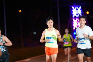 BIB: 329, 41625
                            <button type="button" onclick="openModal(20280114)" class="btn btn-primary btn-sm float-right btn-popup" data-toggle="modal" data-target=".modal-high-quality">
                        <i class="fas fa-shopping-cart"></i> Add to Cart
                    </button>
                                            <button type="button" onclick="isThisMe(20280114, true)" class="btn btn-success btn-sm float-right btn-popup btn-isme hidden" data-toggle="tooltip" data-placement="bottom" title="นี่คือรูปของคุณใช่ไหม คลิกที่นี่เพื่อเอาเข้าอัลบั้ม">
                        <i class="fas fa-plus"></i> Add to album
                    </button>
                    <button type="button" onclick="isThisMe(20280114, false)" class="btn btn-warning btn-sm float-right btn-popup btn-isnotme hidden">
                        <i class="fas fa-ban"></i> Remove from album
                    </button>