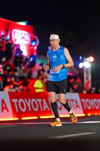 BIB: 420
                            <button type="button" onclick="openModal(21661202)" class="btn btn-primary btn-sm float-right btn-popup" data-toggle="modal" data-target=".modal-high-quality">
                        <i class="fas fa-shopping-cart"></i> Add to Cart
                    </button>
                                            <button type="button" onclick="isThisMe(21661202, true)" class="btn btn-success btn-sm float-right btn-popup btn-isme hidden" data-toggle="tooltip" data-placement="bottom" title="นี่คือรูปของคุณใช่ไหม คลิกที่นี่เพื่อเอาเข้าอัลบั้ม">
                        <i class="fas fa-plus"></i> Add to album
                    </button>
                    <button type="button" onclick="isThisMe(21661202, false)" class="btn btn-warning btn-sm float-right btn-popup btn-isnotme hidden">
                        <i class="fas fa-ban"></i> Remove from album
                    </button>