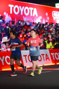 BIB: 77454
                            <button type="button" onclick="openModal(21647574)" class="btn btn-primary btn-sm float-right btn-popup" data-toggle="modal" data-target=".modal-high-quality">
                        <i class="fas fa-shopping-cart"></i> Add to Cart
                    </button>
                                            <button type="button" onclick="isThisMe(21647574, true)" class="btn btn-success btn-sm float-right btn-popup btn-isme hidden" data-toggle="tooltip" data-placement="bottom" title="นี่คือรูปของคุณใช่ไหม คลิกที่นี่เพื่อเอาเข้าอัลบั้ม">
                        <i class="fas fa-plus"></i> Add to album
                    </button>
                    <button type="button" onclick="isThisMe(21647574, false)" class="btn btn-warning btn-sm float-right btn-popup btn-isnotme hidden">
                        <i class="fas fa-ban"></i> Remove from album
                    </button>