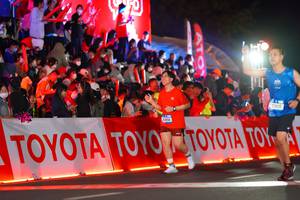 BIB: 1955, 77439
                            <button type="button" onclick="openModal(21636767)" class="btn btn-primary btn-sm float-right btn-popup" data-toggle="modal" data-target=".modal-high-quality">
                        <i class="fas fa-shopping-cart"></i> Add to Cart
                    </button>
                                            <button type="button" onclick="isThisMe(21636767, true)" class="btn btn-success btn-sm float-right btn-popup btn-isme hidden" data-toggle="tooltip" data-placement="bottom" title="นี่คือรูปของคุณใช่ไหม คลิกที่นี่เพื่อเอาเข้าอัลบั้ม">
                        <i class="fas fa-plus"></i> Add to album
                    </button>
                    <button type="button" onclick="isThisMe(21636767, false)" class="btn btn-warning btn-sm float-right btn-popup btn-isnotme hidden">
                        <i class="fas fa-ban"></i> Remove from album
                    </button>