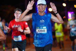 BIB: 4000, 2023, 43946
                            <button type="button" onclick="openModal(20279478)" class="btn btn-primary btn-sm float-right btn-popup" data-toggle="modal" data-target=".modal-high-quality">
                        <i class="fas fa-shopping-cart"></i> Add to Cart
                    </button>
                                            <button type="button" onclick="isThisMe(20279478, true)" class="btn btn-success btn-sm float-right btn-popup btn-isme hidden" data-toggle="tooltip" data-placement="bottom" title="นี่คือรูปของคุณใช่ไหม คลิกที่นี่เพื่อเอาเข้าอัลบั้ม">
                        <i class="fas fa-plus"></i> Add to album
                    </button>
                    <button type="button" onclick="isThisMe(20279478, false)" class="btn btn-warning btn-sm float-right btn-popup btn-isnotme hidden">
                        <i class="fas fa-ban"></i> Remove from album
                    </button>