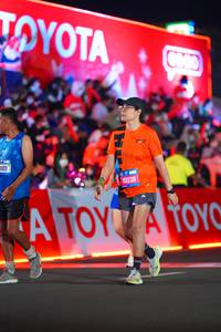 BIB: 189, 003, 46038
                            <button type="button" onclick="openModal(21639126)" class="btn btn-primary btn-sm float-right btn-popup" data-toggle="modal" data-target=".modal-high-quality">
                        <i class="fas fa-shopping-cart"></i> Add to Cart
                    </button>
                                            <button type="button" onclick="isThisMe(21639126, true)" class="btn btn-success btn-sm float-right btn-popup btn-isme hidden" data-toggle="tooltip" data-placement="bottom" title="นี่คือรูปของคุณใช่ไหม คลิกที่นี่เพื่อเอาเข้าอัลบั้ม">
                        <i class="fas fa-plus"></i> Add to album
                    </button>
                    <button type="button" onclick="isThisMe(21639126, false)" class="btn btn-warning btn-sm float-right btn-popup btn-isnotme hidden">
                        <i class="fas fa-ban"></i> Remove from album
                    </button>