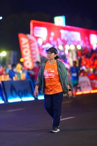 BIB: 08692
                            <button type="button" onclick="openModal(21602747)" class="btn btn-primary btn-sm float-right btn-popup" data-toggle="modal" data-target=".modal-high-quality">
                        <i class="fas fa-shopping-cart"></i> Add to Cart
                    </button>
                                            <button type="button" onclick="isThisMe(21602747, true)" class="btn btn-success btn-sm float-right btn-popup btn-isme hidden" data-toggle="tooltip" data-placement="bottom" title="นี่คือรูปของคุณใช่ไหม คลิกที่นี่เพื่อเอาเข้าอัลบั้ม">
                        <i class="fas fa-plus"></i> Add to album
                    </button>
                    <button type="button" onclick="isThisMe(21602747, false)" class="btn btn-warning btn-sm float-right btn-popup btn-isnotme hidden">
                        <i class="fas fa-ban"></i> Remove from album
                    </button>
