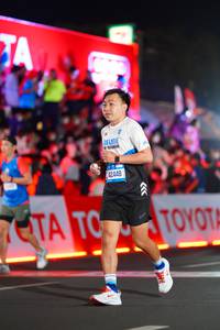 BIB: 42448
                            <button type="button" onclick="openModal(21655811)" class="btn btn-primary btn-sm float-right btn-popup" data-toggle="modal" data-target=".modal-high-quality">
                        <i class="fas fa-shopping-cart"></i> Add to Cart
                    </button>
                                            <button type="button" onclick="isThisMe(21655811, true)" class="btn btn-success btn-sm float-right btn-popup btn-isme hidden" data-toggle="tooltip" data-placement="bottom" title="นี่คือรูปของคุณใช่ไหม คลิกที่นี่เพื่อเอาเข้าอัลบั้ม">
                        <i class="fas fa-plus"></i> Add to album
                    </button>
                    <button type="button" onclick="isThisMe(21655811, false)" class="btn btn-warning btn-sm float-right btn-popup btn-isnotme hidden">
                        <i class="fas fa-ban"></i> Remove from album
                    </button>