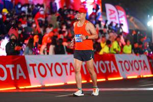 BIB: 410, 42615
                            <button type="button" onclick="openModal(21637582)" class="btn btn-primary btn-sm float-right btn-popup" data-toggle="modal" data-target=".modal-high-quality">
                        <i class="fas fa-shopping-cart"></i> Add to Cart
                    </button>
                                            <button type="button" onclick="isThisMe(21637582, true)" class="btn btn-success btn-sm float-right btn-popup btn-isme hidden" data-toggle="tooltip" data-placement="bottom" title="นี่คือรูปของคุณใช่ไหม คลิกที่นี่เพื่อเอาเข้าอัลบั้ม">
                        <i class="fas fa-plus"></i> Add to album
                    </button>
                    <button type="button" onclick="isThisMe(21637582, false)" class="btn btn-warning btn-sm float-right btn-popup btn-isnotme hidden">
                        <i class="fas fa-ban"></i> Remove from album
                    </button>