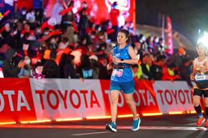 BIB: 2018, 66491
                            <button type="button" onclick="openModal(21636642)" class="btn btn-primary btn-sm float-right btn-popup" data-toggle="modal" data-target=".modal-high-quality">
                        <i class="fas fa-shopping-cart"></i> Add to Cart
                    </button>
                                            <button type="button" onclick="isThisMe(21636642, true)" class="btn btn-success btn-sm float-right btn-popup btn-isme hidden" data-toggle="tooltip" data-placement="bottom" title="นี่คือรูปของคุณใช่ไหม คลิกที่นี่เพื่อเอาเข้าอัลบั้ม">
                        <i class="fas fa-plus"></i> Add to album
                    </button>
                    <button type="button" onclick="isThisMe(21636642, false)" class="btn btn-warning btn-sm float-right btn-popup btn-isnotme hidden">
                        <i class="fas fa-ban"></i> Remove from album
                    </button>