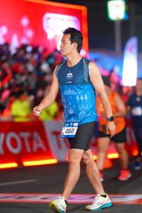 BIB: 2012, 41645, 144
                            <button type="button" onclick="openModal(21625738)" class="btn btn-primary btn-sm float-right btn-popup" data-toggle="modal" data-target=".modal-high-quality">
                        <i class="fas fa-shopping-cart"></i> Add to Cart
                    </button>
                                            <button type="button" onclick="isThisMe(21625738, true)" class="btn btn-success btn-sm float-right btn-popup btn-isme hidden" data-toggle="tooltip" data-placement="bottom" title="นี่คือรูปของคุณใช่ไหม คลิกที่นี่เพื่อเอาเข้าอัลบั้ม">
                        <i class="fas fa-plus"></i> Add to album
                    </button>
                    <button type="button" onclick="isThisMe(21625738, false)" class="btn btn-warning btn-sm float-right btn-popup btn-isnotme hidden">
                        <i class="fas fa-ban"></i> Remove from album
                    </button>