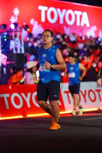 BIB: 113, 439
                            <button type="button" onclick="openModal(21648698)" class="btn btn-primary btn-sm float-right btn-popup" data-toggle="modal" data-target=".modal-high-quality">
                        <i class="fas fa-shopping-cart"></i> Add to Cart
                    </button>
                                            <button type="button" onclick="isThisMe(21648698, true)" class="btn btn-success btn-sm float-right btn-popup btn-isme hidden" data-toggle="tooltip" data-placement="bottom" title="นี่คือรูปของคุณใช่ไหม คลิกที่นี่เพื่อเอาเข้าอัลบั้ม">
                        <i class="fas fa-plus"></i> Add to album
                    </button>
                    <button type="button" onclick="isThisMe(21648698, false)" class="btn btn-warning btn-sm float-right btn-popup btn-isnotme hidden">
                        <i class="fas fa-ban"></i> Remove from album
                    </button>