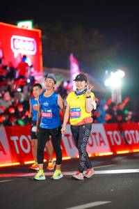 BIB: 45625, 19778
                            <button type="button" onclick="openModal(21640281)" class="btn btn-primary btn-sm float-right btn-popup" data-toggle="modal" data-target=".modal-high-quality">
                        <i class="fas fa-shopping-cart"></i> Add to Cart
                    </button>
                                            <button type="button" onclick="isThisMe(21640281, true)" class="btn btn-success btn-sm float-right btn-popup btn-isme hidden" data-toggle="tooltip" data-placement="bottom" title="นี่คือรูปของคุณใช่ไหม คลิกที่นี่เพื่อเอาเข้าอัลบั้ม">
                        <i class="fas fa-plus"></i> Add to album
                    </button>
                    <button type="button" onclick="isThisMe(21640281, false)" class="btn btn-warning btn-sm float-right btn-popup btn-isnotme hidden">
                        <i class="fas fa-ban"></i> Remove from album
                    </button>