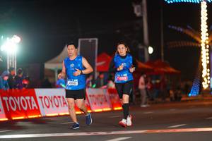 BIB: 43543, 145919
                            <button type="button" onclick="openModal(21637872)" class="btn btn-primary btn-sm float-right btn-popup" data-toggle="modal" data-target=".modal-high-quality">
                        <i class="fas fa-shopping-cart"></i> Add to Cart
                    </button>
                                            <button type="button" onclick="isThisMe(21637872, true)" class="btn btn-success btn-sm float-right btn-popup btn-isme hidden" data-toggle="tooltip" data-placement="bottom" title="นี่คือรูปของคุณใช่ไหม คลิกที่นี่เพื่อเอาเข้าอัลบั้ม">
                        <i class="fas fa-plus"></i> Add to album
                    </button>
                    <button type="button" onclick="isThisMe(21637872, false)" class="btn btn-warning btn-sm float-right btn-popup btn-isnotme hidden">
                        <i class="fas fa-ban"></i> Remove from album
                    </button>