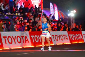 BIB: 45300
                            <button type="button" onclick="openModal(21643303)" class="btn btn-primary btn-sm float-right btn-popup" data-toggle="modal" data-target=".modal-high-quality">
                        <i class="fas fa-shopping-cart"></i> Add to Cart
                    </button>
                                            <button type="button" onclick="isThisMe(21643303, true)" class="btn btn-success btn-sm float-right btn-popup btn-isme hidden" data-toggle="tooltip" data-placement="bottom" title="นี่คือรูปของคุณใช่ไหม คลิกที่นี่เพื่อเอาเข้าอัลบั้ม">
                        <i class="fas fa-plus"></i> Add to album
                    </button>
                    <button type="button" onclick="isThisMe(21643303, false)" class="btn btn-warning btn-sm float-right btn-popup btn-isnotme hidden">
                        <i class="fas fa-ban"></i> Remove from album
                    </button>