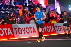 BIB: 43103
                            <button type="button" onclick="openModal(21642479)" class="btn btn-primary btn-sm float-right btn-popup" data-toggle="modal" data-target=".modal-high-quality">
                        <i class="fas fa-shopping-cart"></i> Add to Cart
                    </button>
                                            <button type="button" onclick="isThisMe(21642479, true)" class="btn btn-success btn-sm float-right btn-popup btn-isme hidden" data-toggle="tooltip" data-placement="bottom" title="นี่คือรูปของคุณใช่ไหม คลิกที่นี่เพื่อเอาเข้าอัลบั้ม">
                        <i class="fas fa-plus"></i> Add to album
                    </button>
                    <button type="button" onclick="isThisMe(21642479, false)" class="btn btn-warning btn-sm float-right btn-popup btn-isnotme hidden">
                        <i class="fas fa-ban"></i> Remove from album
                    </button>