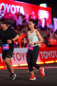 BIB: 45191, 45847
                            <button type="button" onclick="openModal(21639792)" class="btn btn-primary btn-sm float-right btn-popup" data-toggle="modal" data-target=".modal-high-quality">
                        <i class="fas fa-shopping-cart"></i> Add to Cart
                    </button>
                                            <button type="button" onclick="isThisMe(21639792, true)" class="btn btn-success btn-sm float-right btn-popup btn-isme hidden" data-toggle="tooltip" data-placement="bottom" title="นี่คือรูปของคุณใช่ไหม คลิกที่นี่เพื่อเอาเข้าอัลบั้ม">
                        <i class="fas fa-plus"></i> Add to album
                    </button>
                    <button type="button" onclick="isThisMe(21639792, false)" class="btn btn-warning btn-sm float-right btn-popup btn-isnotme hidden">
                        <i class="fas fa-ban"></i> Remove from album
                    </button>