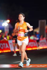 BIB: 4000, 25235
                            <button type="button" onclick="openModal(21618922)" class="btn btn-primary btn-sm float-right btn-popup" data-toggle="modal" data-target=".modal-high-quality">
                        <i class="fas fa-shopping-cart"></i> Add to Cart
                    </button>
                                            <button type="button" onclick="isThisMe(21618922, true)" class="btn btn-success btn-sm float-right btn-popup btn-isme hidden" data-toggle="tooltip" data-placement="bottom" title="นี่คือรูปของคุณใช่ไหม คลิกที่นี่เพื่อเอาเข้าอัลบั้ม">
                        <i class="fas fa-plus"></i> Add to album
                    </button>
                    <button type="button" onclick="isThisMe(21618922, false)" class="btn btn-warning btn-sm float-right btn-popup btn-isnotme hidden">
                        <i class="fas fa-ban"></i> Remove from album
                    </button>