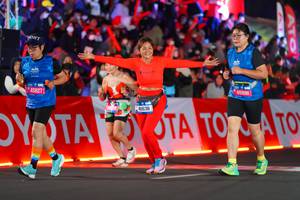 BIB: 45827, 45996, 41638
                            <button type="button" onclick="openModal(21636382)" class="btn btn-primary btn-sm float-right btn-popup" data-toggle="modal" data-target=".modal-high-quality">
                        <i class="fas fa-shopping-cart"></i> Add to Cart
                    </button>
                                            <button type="button" onclick="isThisMe(21636382, true)" class="btn btn-success btn-sm float-right btn-popup btn-isme hidden" data-toggle="tooltip" data-placement="bottom" title="นี่คือรูปของคุณใช่ไหม คลิกที่นี่เพื่อเอาเข้าอัลบั้ม">
                        <i class="fas fa-plus"></i> Add to album
                    </button>
                    <button type="button" onclick="isThisMe(21636382, false)" class="btn btn-warning btn-sm float-right btn-popup btn-isnotme hidden">
                        <i class="fas fa-ban"></i> Remove from album
                    </button>