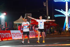 BIB: 1991, 691, 41231
                            <button type="button" onclick="openModal(21641483)" class="btn btn-primary btn-sm float-right btn-popup" data-toggle="modal" data-target=".modal-high-quality">
                        <i class="fas fa-shopping-cart"></i> Add to Cart
                    </button>
                                            <button type="button" onclick="isThisMe(21641483, true)" class="btn btn-success btn-sm float-right btn-popup btn-isme hidden" data-toggle="tooltip" data-placement="bottom" title="นี่คือรูปของคุณใช่ไหม คลิกที่นี่เพื่อเอาเข้าอัลบั้ม">
                        <i class="fas fa-plus"></i> Add to album
                    </button>
                    <button type="button" onclick="isThisMe(21641483, false)" class="btn btn-warning btn-sm float-right btn-popup btn-isnotme hidden">
                        <i class="fas fa-ban"></i> Remove from album
                    </button>