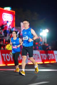 BIB: 41048
                            <button type="button" onclick="openModal(21637938)" class="btn btn-primary btn-sm float-right btn-popup" data-toggle="modal" data-target=".modal-high-quality">
                        <i class="fas fa-shopping-cart"></i> Add to Cart
                    </button>
                                            <button type="button" onclick="isThisMe(21637938, true)" class="btn btn-success btn-sm float-right btn-popup btn-isme hidden" data-toggle="tooltip" data-placement="bottom" title="นี่คือรูปของคุณใช่ไหม คลิกที่นี่เพื่อเอาเข้าอัลบั้ม">
                        <i class="fas fa-plus"></i> Add to album
                    </button>
                    <button type="button" onclick="isThisMe(21637938, false)" class="btn btn-warning btn-sm float-right btn-popup btn-isnotme hidden">
                        <i class="fas fa-ban"></i> Remove from album
                    </button>