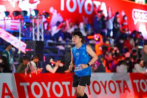 BIB: 431033
                            <button type="button" onclick="openModal(21642530)" class="btn btn-primary btn-sm float-right btn-popup" data-toggle="modal" data-target=".modal-high-quality">
                        <i class="fas fa-shopping-cart"></i> Add to Cart
                    </button>
                                            <button type="button" onclick="isThisMe(21642530, true)" class="btn btn-success btn-sm float-right btn-popup btn-isme hidden" data-toggle="tooltip" data-placement="bottom" title="นี่คือรูปของคุณใช่ไหม คลิกที่นี่เพื่อเอาเข้าอัลบั้ม">
                        <i class="fas fa-plus"></i> Add to album
                    </button>
                    <button type="button" onclick="isThisMe(21642530, false)" class="btn btn-warning btn-sm float-right btn-popup btn-isnotme hidden">
                        <i class="fas fa-ban"></i> Remove from album
                    </button>