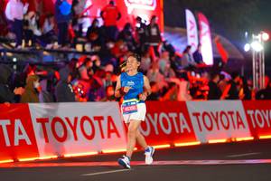 BIB: 45300
                            <button type="button" onclick="openModal(21643324)" class="btn btn-primary btn-sm float-right btn-popup" data-toggle="modal" data-target=".modal-high-quality">
                        <i class="fas fa-shopping-cart"></i> Add to Cart
                    </button>
                                            <button type="button" onclick="isThisMe(21643324, true)" class="btn btn-success btn-sm float-right btn-popup btn-isme hidden" data-toggle="tooltip" data-placement="bottom" title="นี่คือรูปของคุณใช่ไหม คลิกที่นี่เพื่อเอาเข้าอัลบั้ม">
                        <i class="fas fa-plus"></i> Add to album
                    </button>
                    <button type="button" onclick="isThisMe(21643324, false)" class="btn btn-warning btn-sm float-right btn-popup btn-isnotme hidden">
                        <i class="fas fa-ban"></i> Remove from album
                    </button>