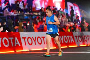 BIB: 43584
                            <button type="button" onclick="openModal(21643820)" class="btn btn-primary btn-sm float-right btn-popup" data-toggle="modal" data-target=".modal-high-quality">
                        <i class="fas fa-shopping-cart"></i> Add to Cart
                    </button>
                                            <button type="button" onclick="isThisMe(21643820, true)" class="btn btn-success btn-sm float-right btn-popup btn-isme hidden" data-toggle="tooltip" data-placement="bottom" title="นี่คือรูปของคุณใช่ไหม คลิกที่นี่เพื่อเอาเข้าอัลบั้ม">
                        <i class="fas fa-plus"></i> Add to album
                    </button>
                    <button type="button" onclick="isThisMe(21643820, false)" class="btn btn-warning btn-sm float-right btn-popup btn-isnotme hidden">
                        <i class="fas fa-ban"></i> Remove from album
                    </button>