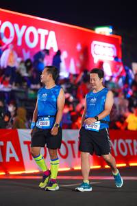 BIB: 0903, 898, 40879
                            <button type="button" onclick="openModal(21643943)" class="btn btn-primary btn-sm float-right btn-popup" data-toggle="modal" data-target=".modal-high-quality">
                        <i class="fas fa-shopping-cart"></i> Add to Cart
                    </button>
                                            <button type="button" onclick="isThisMe(21643943, true)" class="btn btn-success btn-sm float-right btn-popup btn-isme hidden" data-toggle="tooltip" data-placement="bottom" title="นี่คือรูปของคุณใช่ไหม คลิกที่นี่เพื่อเอาเข้าอัลบั้ม">
                        <i class="fas fa-plus"></i> Add to album
                    </button>
                    <button type="button" onclick="isThisMe(21643943, false)" class="btn btn-warning btn-sm float-right btn-popup btn-isnotme hidden">
                        <i class="fas fa-ban"></i> Remove from album
                    </button>