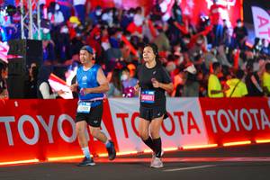 BIB: 15805
                            <button type="button" onclick="openModal(21637438)" class="btn btn-primary btn-sm float-right btn-popup" data-toggle="modal" data-target=".modal-high-quality">
                        <i class="fas fa-shopping-cart"></i> Add to Cart
                    </button>
                                            <button type="button" onclick="isThisMe(21637438, true)" class="btn btn-success btn-sm float-right btn-popup btn-isme hidden" data-toggle="tooltip" data-placement="bottom" title="นี่คือรูปของคุณใช่ไหม คลิกที่นี่เพื่อเอาเข้าอัลบั้ม">
                        <i class="fas fa-plus"></i> Add to album
                    </button>
                    <button type="button" onclick="isThisMe(21637438, false)" class="btn btn-warning btn-sm float-right btn-popup btn-isnotme hidden">
                        <i class="fas fa-ban"></i> Remove from album
                    </button>