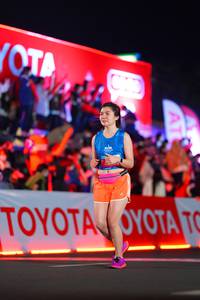 BIB: 4600
                            <button type="button" onclick="openModal(21640545)" class="btn btn-primary btn-sm float-right btn-popup" data-toggle="modal" data-target=".modal-high-quality">
                        <i class="fas fa-shopping-cart"></i> Add to Cart
                    </button>
                                            <button type="button" onclick="isThisMe(21640545, true)" class="btn btn-success btn-sm float-right btn-popup btn-isme hidden" data-toggle="tooltip" data-placement="bottom" title="นี่คือรูปของคุณใช่ไหม คลิกที่นี่เพื่อเอาเข้าอัลบั้ม">
                        <i class="fas fa-plus"></i> Add to album
                    </button>
                    <button type="button" onclick="isThisMe(21640545, false)" class="btn btn-warning btn-sm float-right btn-popup btn-isnotme hidden">
                        <i class="fas fa-ban"></i> Remove from album
                    </button>