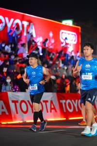 BIB: 43813, 41943
                            <button type="button" onclick="openModal(21637055)" class="btn btn-primary btn-sm float-right btn-popup" data-toggle="modal" data-target=".modal-high-quality">
                        <i class="fas fa-shopping-cart"></i> Add to Cart
                    </button>
                                            <button type="button" onclick="isThisMe(21637055, true)" class="btn btn-success btn-sm float-right btn-popup btn-isme hidden" data-toggle="tooltip" data-placement="bottom" title="นี่คือรูปของคุณใช่ไหม คลิกที่นี่เพื่อเอาเข้าอัลบั้ม">
                        <i class="fas fa-plus"></i> Add to album
                    </button>
                    <button type="button" onclick="isThisMe(21637055, false)" class="btn btn-warning btn-sm float-right btn-popup btn-isnotme hidden">
                        <i class="fas fa-ban"></i> Remove from album
                    </button>