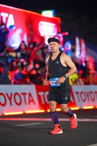 BIB: 43906
                            <button type="button" onclick="openModal(21644336)" class="btn btn-primary btn-sm float-right btn-popup" data-toggle="modal" data-target=".modal-high-quality">
                        <i class="fas fa-shopping-cart"></i> Add to Cart
                    </button>
                                            <button type="button" onclick="isThisMe(21644336, true)" class="btn btn-success btn-sm float-right btn-popup btn-isme hidden" data-toggle="tooltip" data-placement="bottom" title="นี่คือรูปของคุณใช่ไหม คลิกที่นี่เพื่อเอาเข้าอัลบั้ม">
                        <i class="fas fa-plus"></i> Add to album
                    </button>
                    <button type="button" onclick="isThisMe(21644336, false)" class="btn btn-warning btn-sm float-right btn-popup btn-isnotme hidden">
                        <i class="fas fa-ban"></i> Remove from album
                    </button>