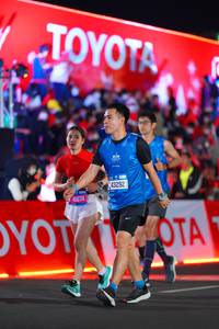 BIB: 6574, 43292
                            <button type="button" onclick="openModal(21637742)" class="btn btn-primary btn-sm float-right btn-popup" data-toggle="modal" data-target=".modal-high-quality">
                        <i class="fas fa-shopping-cart"></i> Add to Cart
                    </button>
                                            <button type="button" onclick="isThisMe(21637742, true)" class="btn btn-success btn-sm float-right btn-popup btn-isme hidden" data-toggle="tooltip" data-placement="bottom" title="นี่คือรูปของคุณใช่ไหม คลิกที่นี่เพื่อเอาเข้าอัลบั้ม">
                        <i class="fas fa-plus"></i> Add to album
                    </button>
                    <button type="button" onclick="isThisMe(21637742, false)" class="btn btn-warning btn-sm float-right btn-popup btn-isnotme hidden">
                        <i class="fas fa-ban"></i> Remove from album
                    </button>