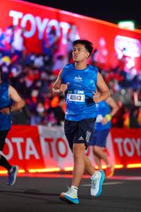 BIB: 1511, 41943
                            <button type="button" onclick="openModal(21637098)" class="btn btn-primary btn-sm float-right btn-popup" data-toggle="modal" data-target=".modal-high-quality">
                        <i class="fas fa-shopping-cart"></i> Add to Cart
                    </button>
                                            <button type="button" onclick="isThisMe(21637098, true)" class="btn btn-success btn-sm float-right btn-popup btn-isme hidden" data-toggle="tooltip" data-placement="bottom" title="นี่คือรูปของคุณใช่ไหม คลิกที่นี่เพื่อเอาเข้าอัลบั้ม">
                        <i class="fas fa-plus"></i> Add to album
                    </button>
                    <button type="button" onclick="isThisMe(21637098, false)" class="btn btn-warning btn-sm float-right btn-popup btn-isnotme hidden">
                        <i class="fas fa-ban"></i> Remove from album
                    </button>