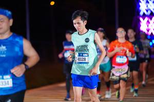 BIB: 1334, 41128
                            <button type="button" onclick="openModal(20303175)" class="btn btn-primary btn-sm float-right btn-popup" data-toggle="modal" data-target=".modal-high-quality">
                        <i class="fas fa-shopping-cart"></i> Add to Cart
                    </button>
                                            <button type="button" onclick="isThisMe(20303175, true)" class="btn btn-success btn-sm float-right btn-popup btn-isme hidden" data-toggle="tooltip" data-placement="bottom" title="นี่คือรูปของคุณใช่ไหม คลิกที่นี่เพื่อเอาเข้าอัลบั้ม">
                        <i class="fas fa-plus"></i> Add to album
                    </button>
                    <button type="button" onclick="isThisMe(20303175, false)" class="btn btn-warning btn-sm float-right btn-popup btn-isnotme hidden">
                        <i class="fas fa-ban"></i> Remove from album
                    </button>